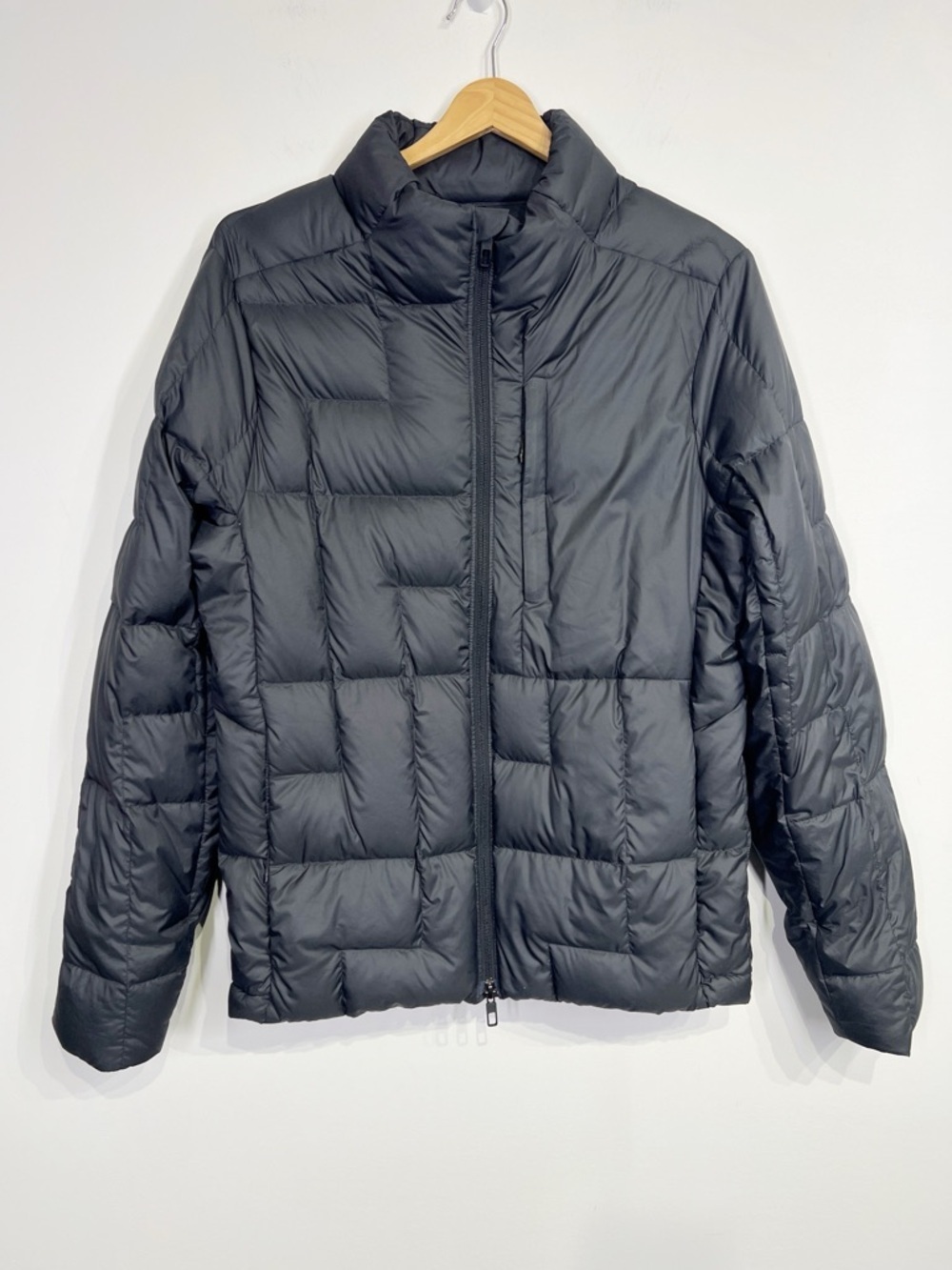 Lululemon Pack It Down Jacket Black - Picture 4 of 14